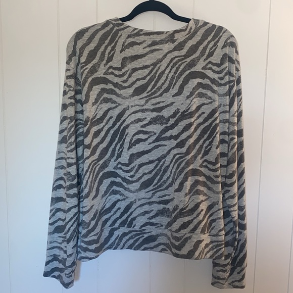 Knox Rose Animal Print Lightweight Sweatshirt Size XL - Picture 8 of 11